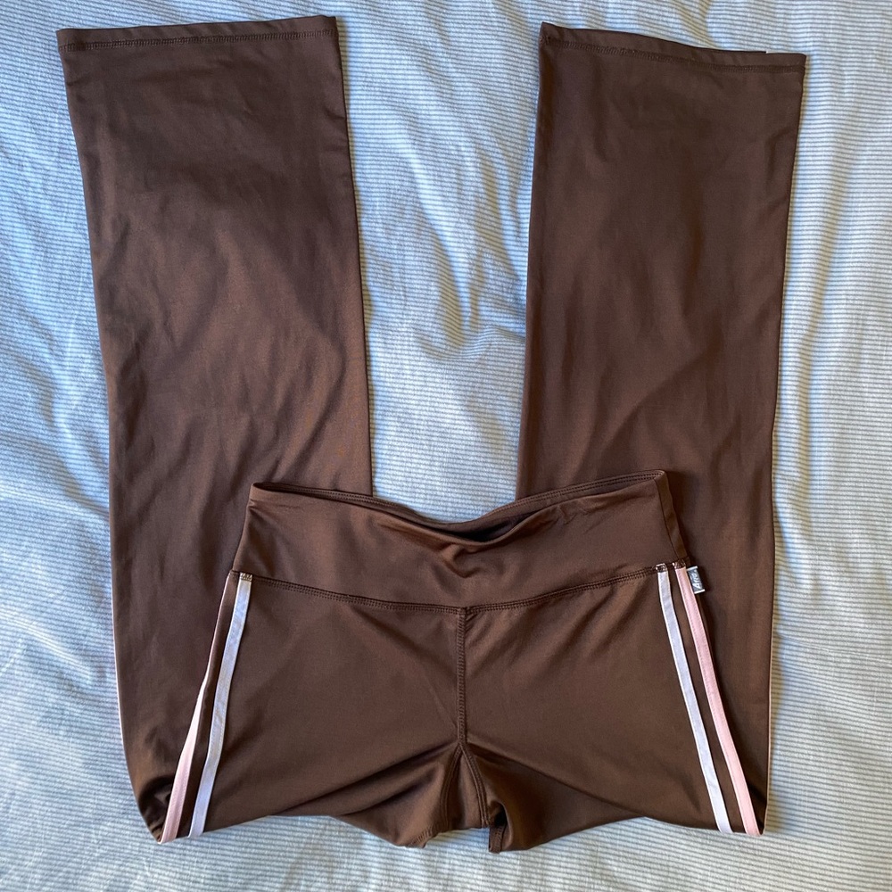 Y2K flared leggings with pink and white stripes